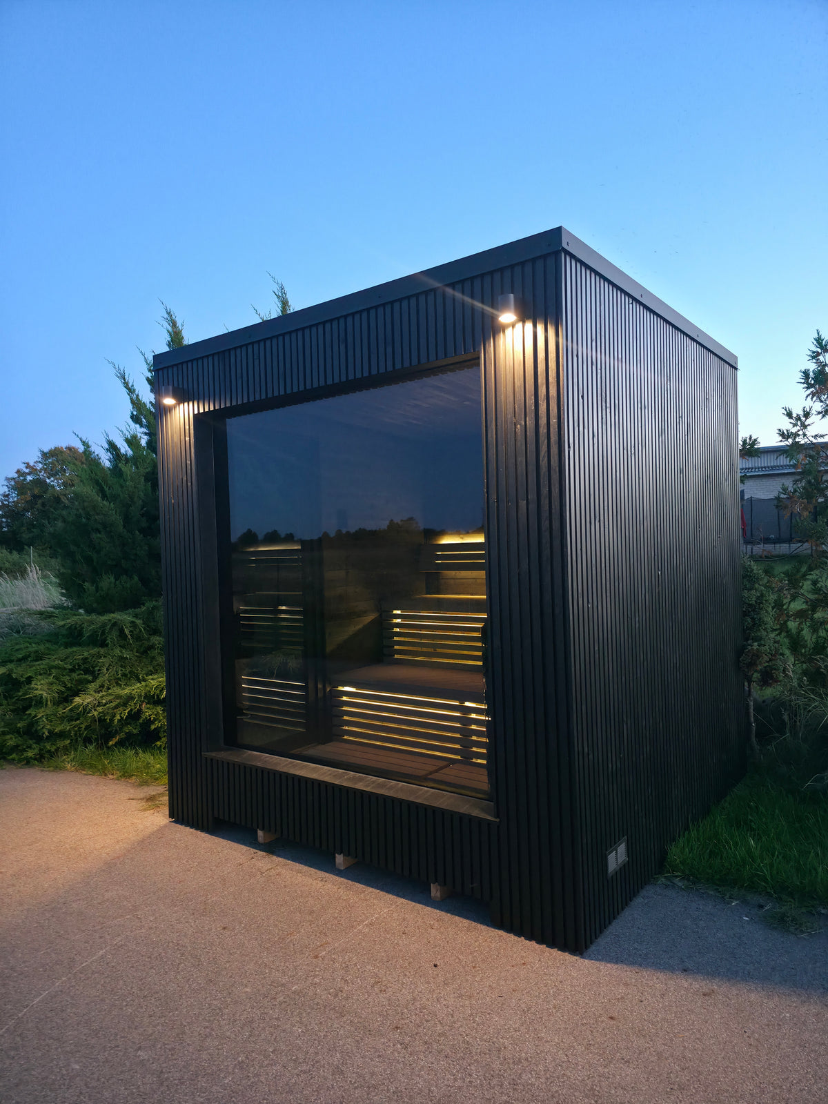 đ NYHET â ⏠CUBE SOLO COMFORT BLACK EDITION â UTOMHUSBASTU