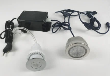 LED-lampe indeni (komplet system: afbryder, transformer, lampe)
