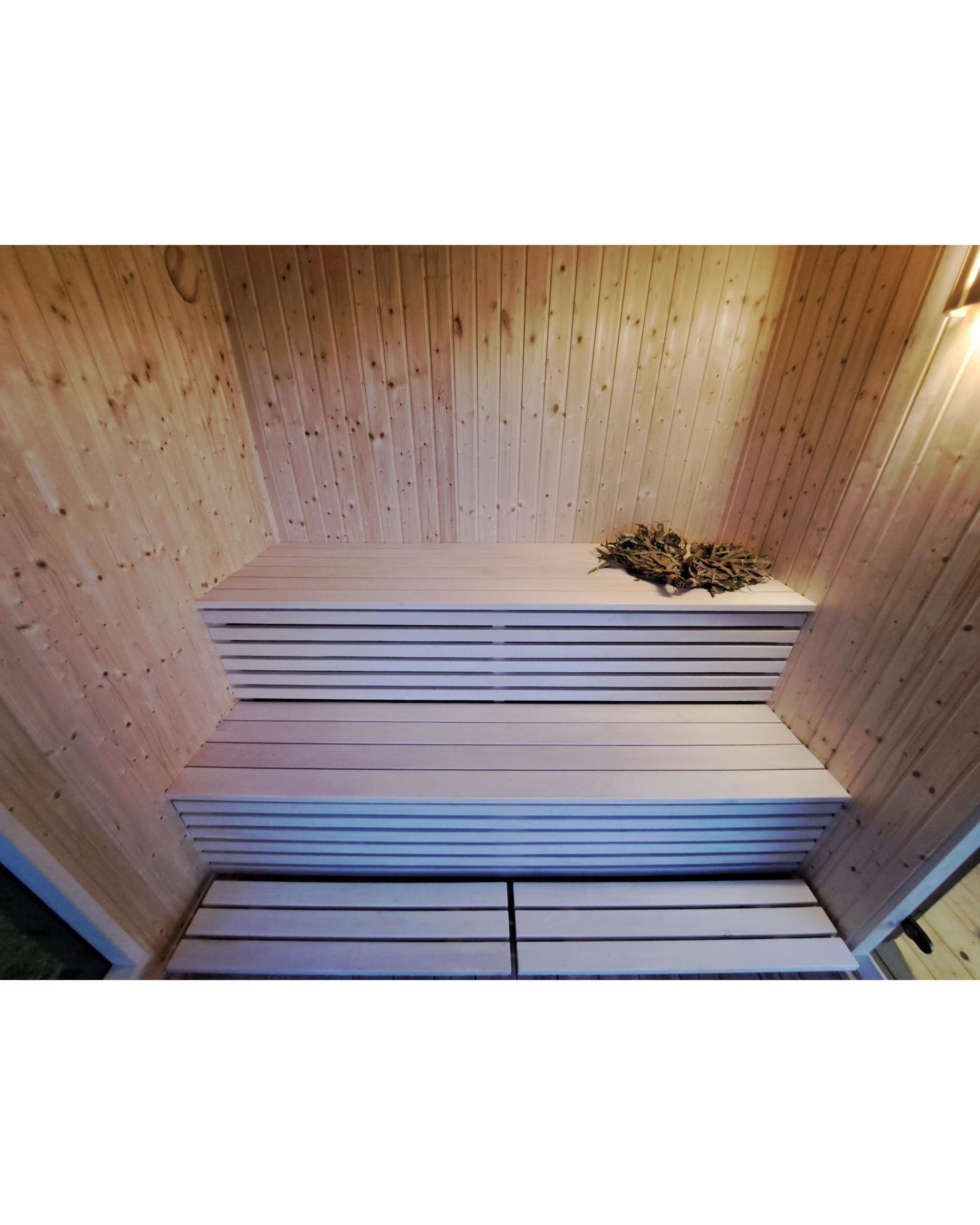 Sauna - Cube Contrast One – 2,4 x 3,5 m med terrasse (BV stål)
