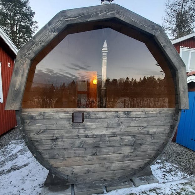 Bastu - bastutunna med panoramavindue framtill.
