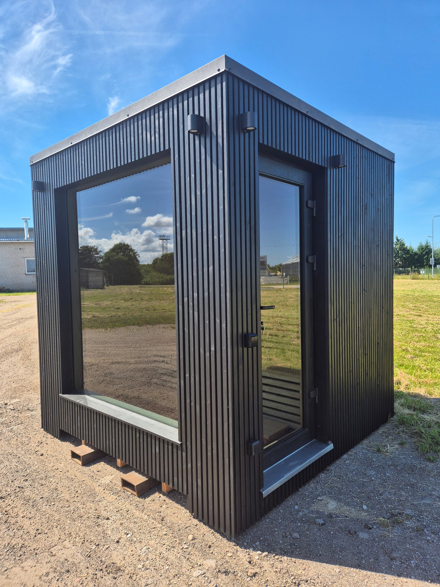 🟦 CUBE SOLO COMFORT – UTOMHUSBASTU