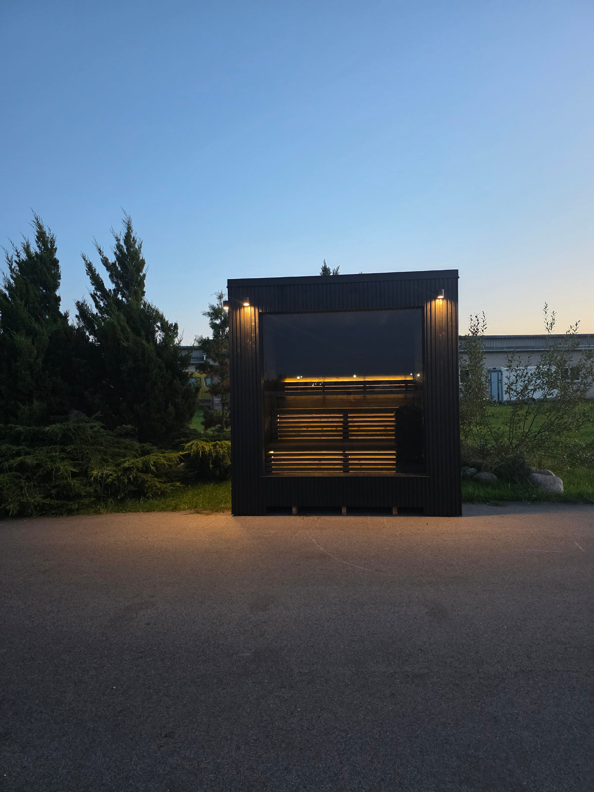 🆕 NYHET – ⬛ CUBE SOLO COMFORT BLACK EDITION – UTOMHUSBASTU